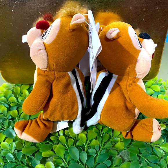 DISNEY EXCLUSIVE NWT VTG 90s CHIP & DALE COLLECTIBLE RETIRED BEAN BAG PLUSH PAIR - Picture 10 of 13